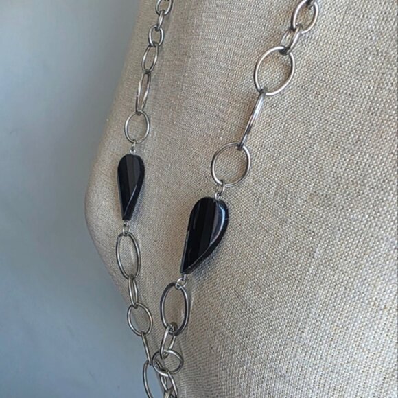 Silver and Black Pendant Necklace - Picture 5 of 7